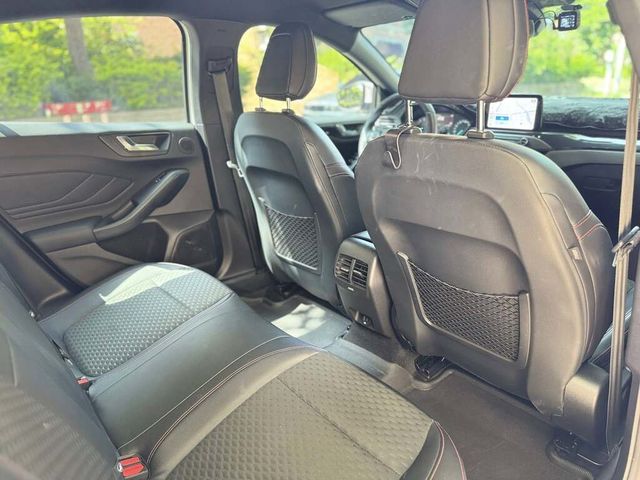FORD福特 FOCUS  第7張相片