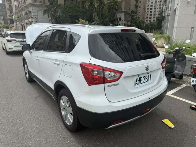 SUZUKI鈴木 SX4  第4張相片