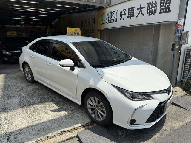 TOYOTA豐田 ALTIS  第3張相片