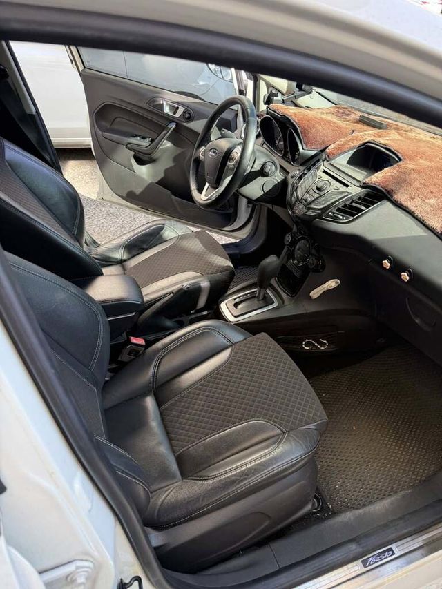 FORD福特 FIESTA  第7張相片