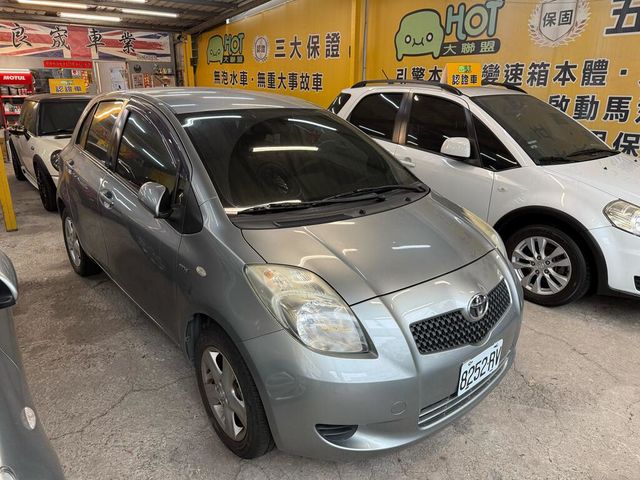 TOYOTA豐田 YARIS  第2張相片