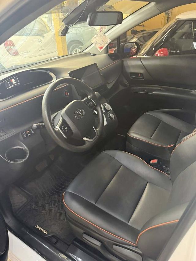 TOYOTA豐田 SIENTA  第6張相片