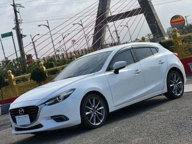 MAZDA馬自達 MAZDA 3  第1張相片