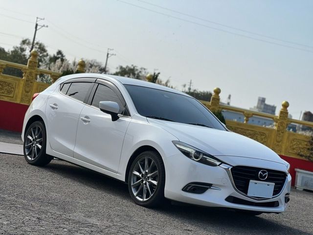 MAZDA馬自達 MAZDA 3  第2張相片