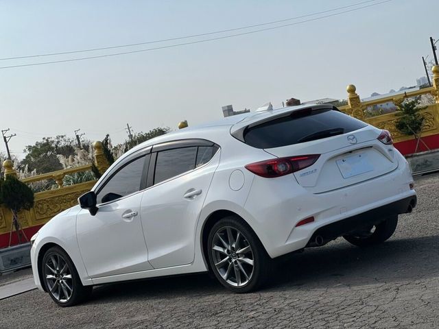 MAZDA馬自達 MAZDA 3  第4張相片
