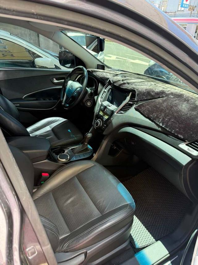 HYUNDAI現代 SANTA FE  第7張相片