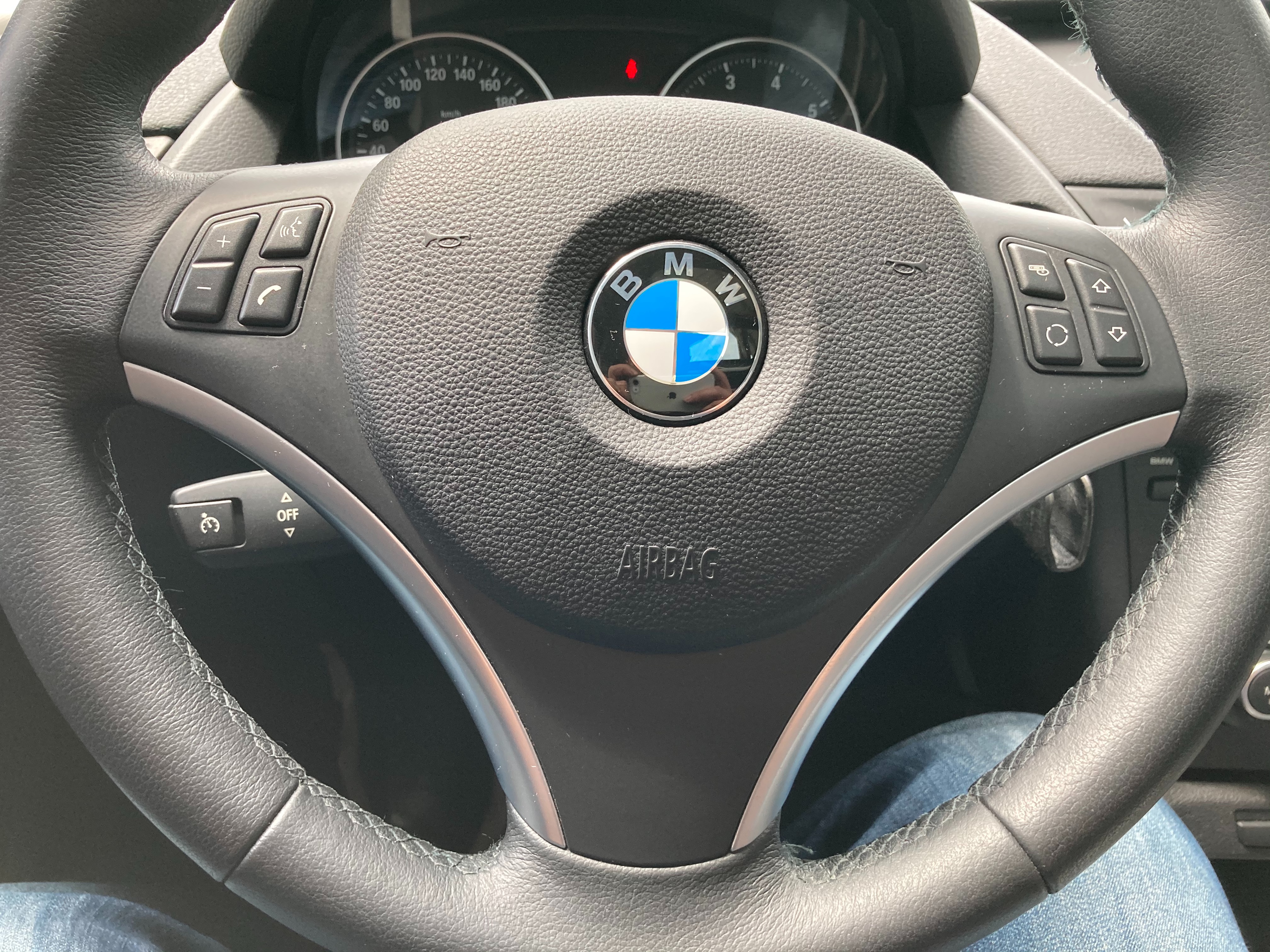 BMW X1 SDrive18i 2011款  第13張相片