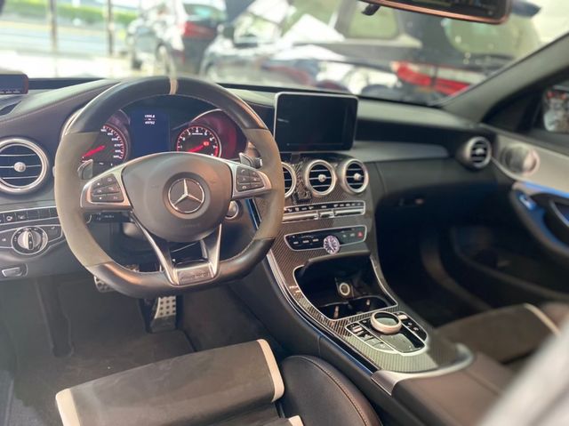 M-BENZ賓士 C63 AMG  第5張相片