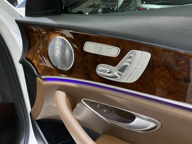 M-BENZ賓士 E300  第6張相片