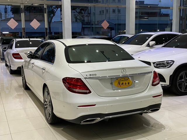 M-BENZ賓士 E300  第15張相片