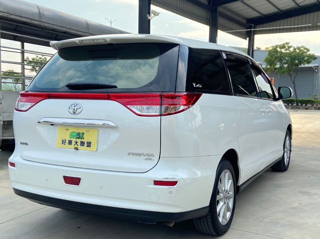 TOYOTA豐田 PREVIA  第2張相片