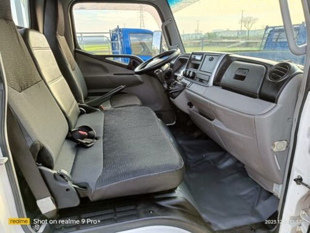 MITSUBISHI三菱 CANTER  第8張相片