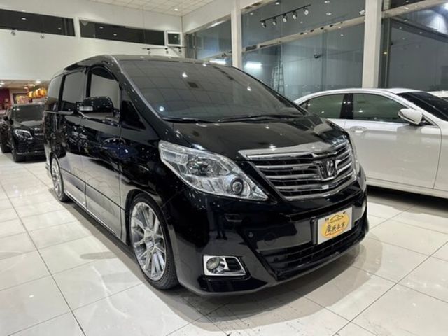 TOYOTA豐田 ALPHARD  第1張相片