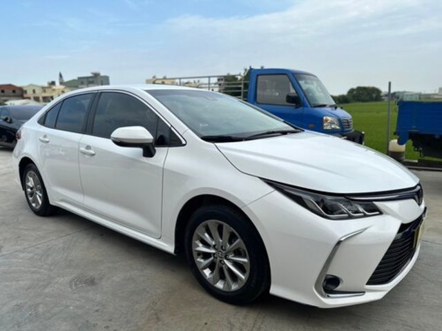 TOYOTA豐田 ALTIS  第7張相片