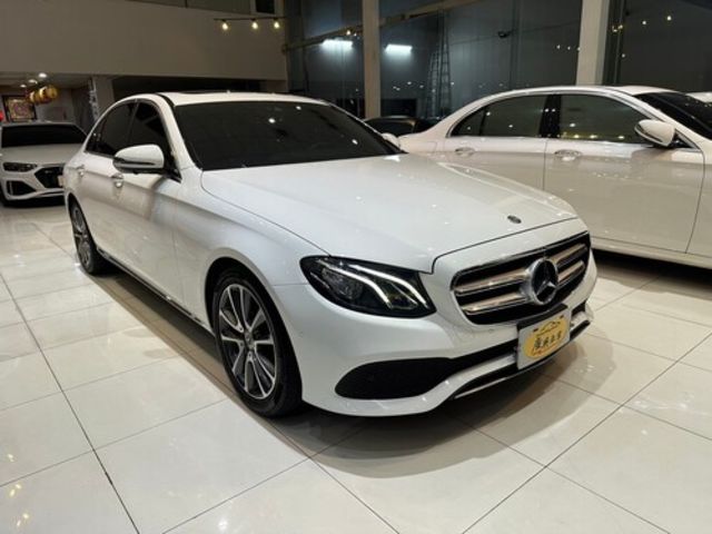 M-BENZ賓士 E250  第7張相片