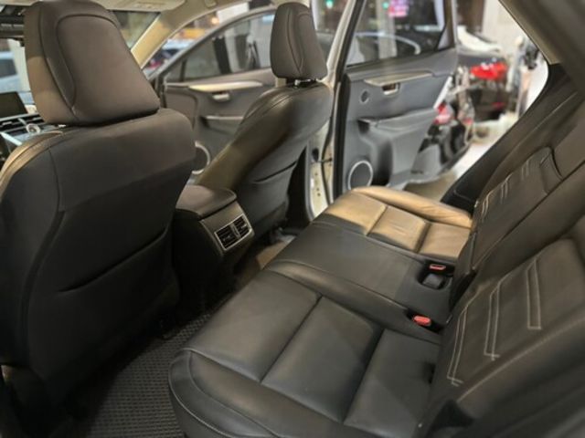 LEXUS凌志 NX200T  第13張相片