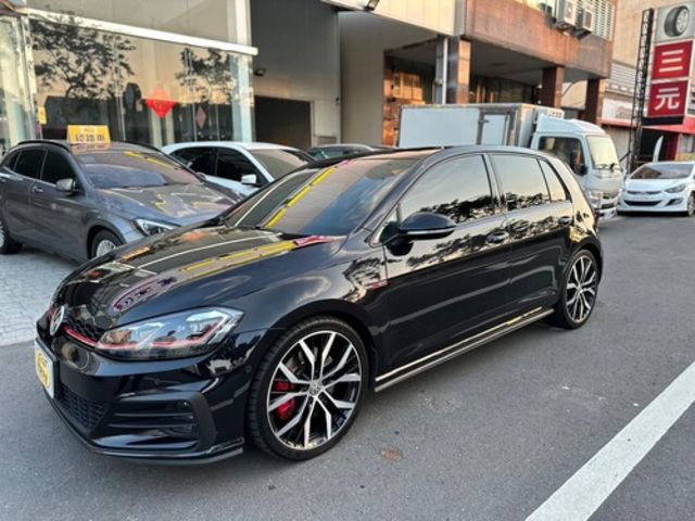 VOLKSWAGEN福斯 GOLF GTI  第1張相片