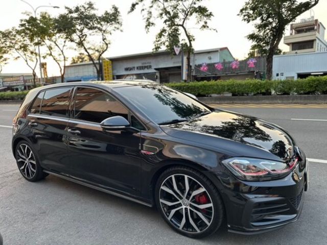 VOLKSWAGEN福斯 GOLF GTI  第11張相片