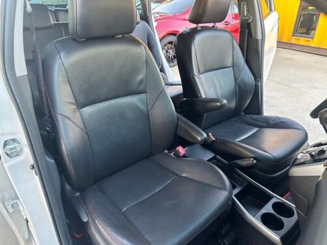 TOYOTA豐田 WISH  第10張相片
