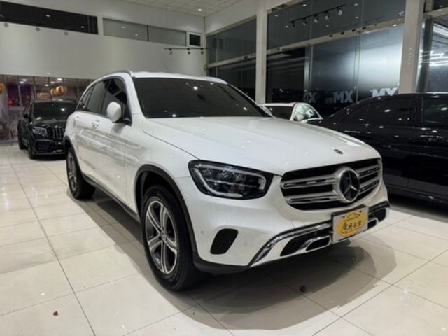 M-BENZ賓士 GLC200  第7張相片