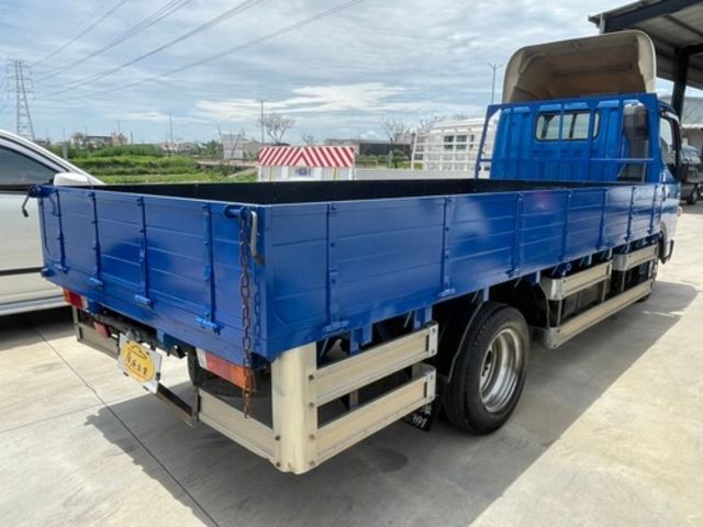 MITSUBISHI三菱 CANTER  第3張相片