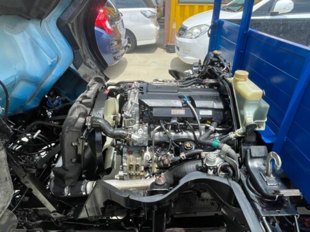 MITSUBISHI三菱 CANTER  第6張相片