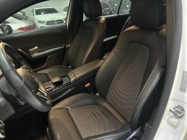 M-BENZ賓士 A180  第7張相片