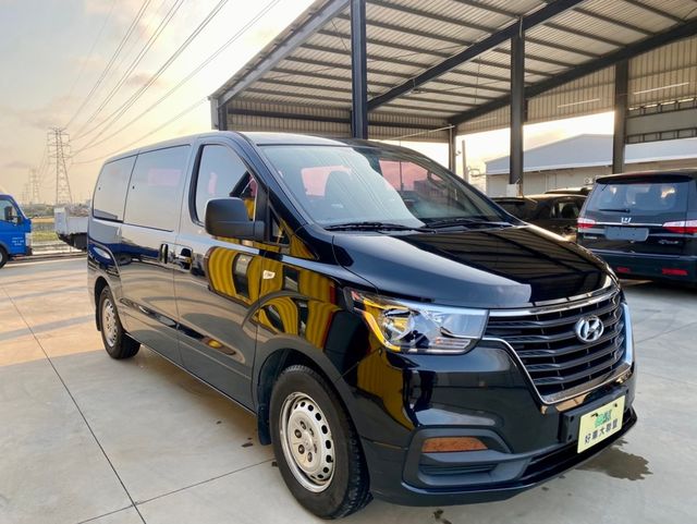 HYUNDAI現代 STAREX  第15張相片