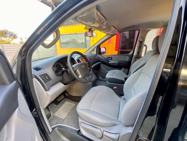 HYUNDAI現代 STAREX  第19張相片