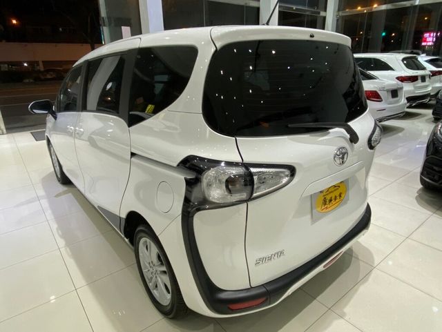 TOYOTA豐田 SIENTA  第15張相片