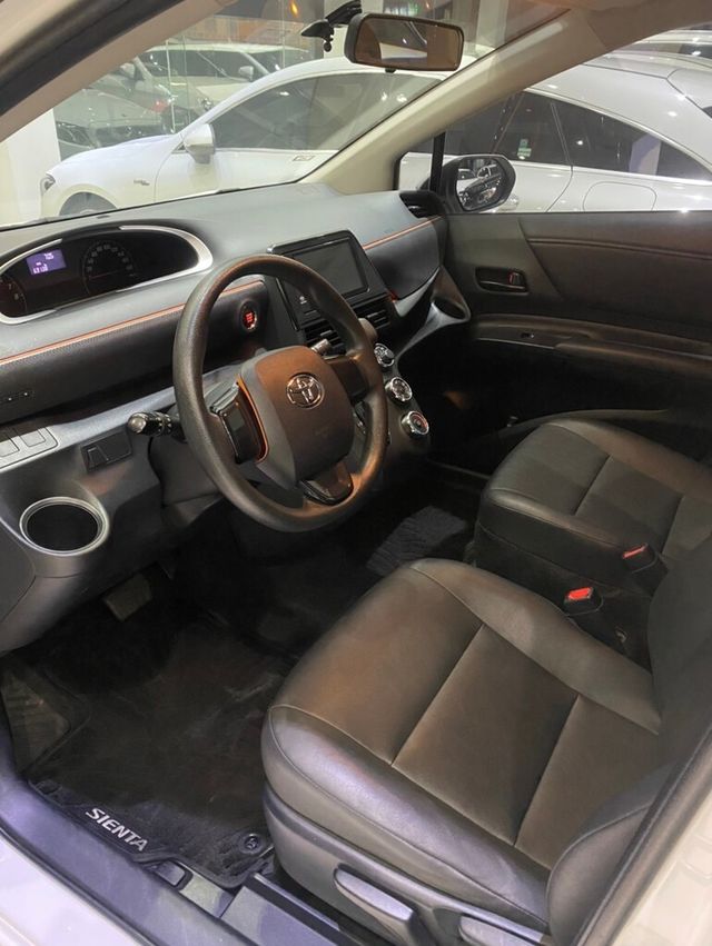 TOYOTA豐田 SIENTA  第21張相片