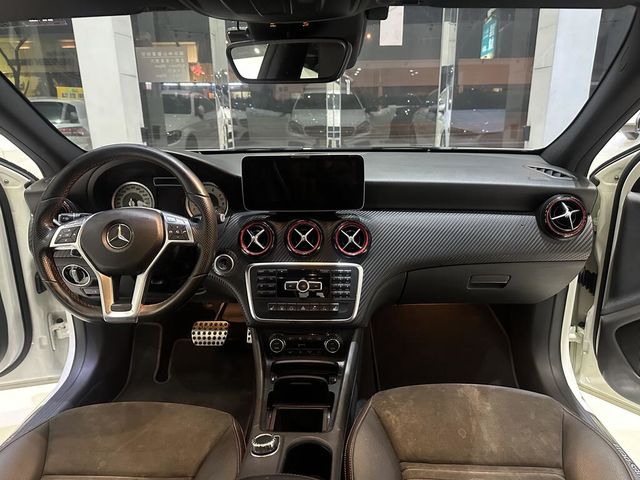 M-BENZ賓士 A250  第5張相片