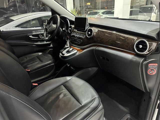 M-BENZ賓士 V250 D  第8張相片