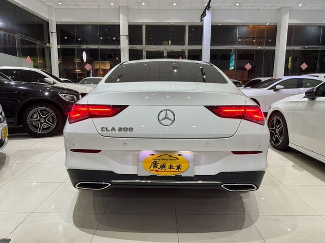 M-BENZ賓士 CLA200  第4張相片