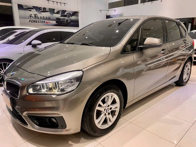 BMW寶馬 218I  第1張相片