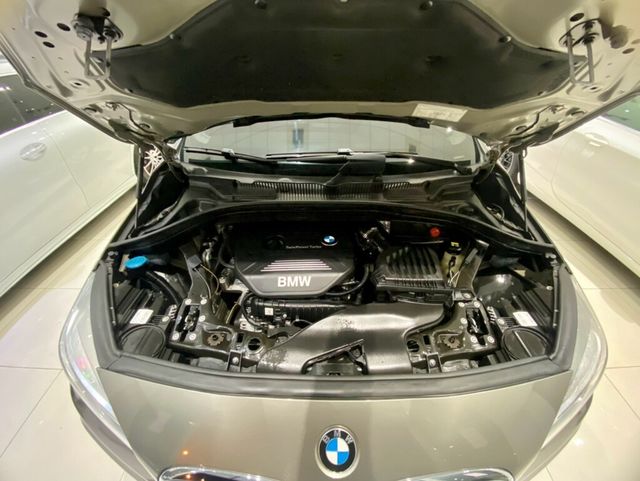 BMW寶馬 218I  第6張相片