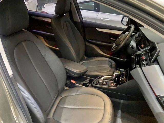 BMW寶馬 218I  第7張相片