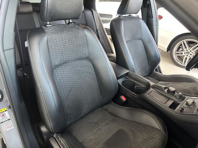 LEXUS凌志 CT200H  第7張相片