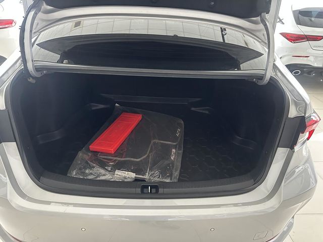 TOYOTA豐田 ALTIS  第10張相片