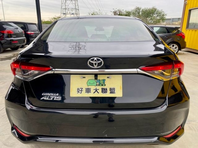 TOYOTA豐田 ALTIS  第4張相片