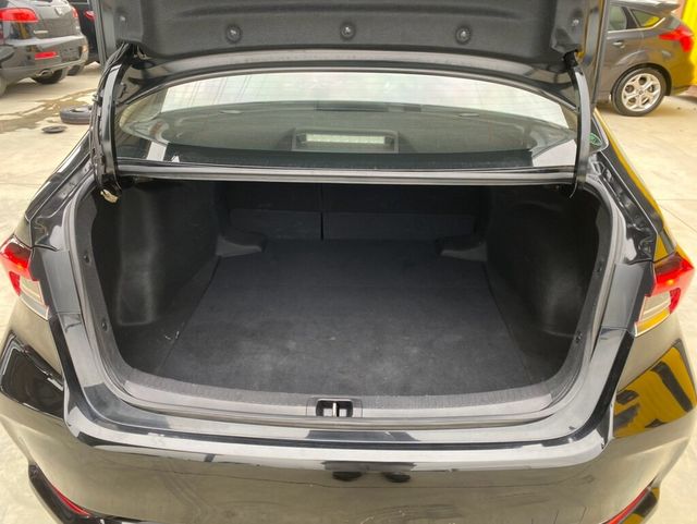 TOYOTA豐田 ALTIS  第10張相片