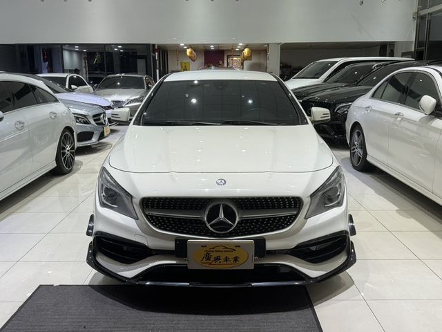 M-BENZ賓士 CLA250  第3張相片
