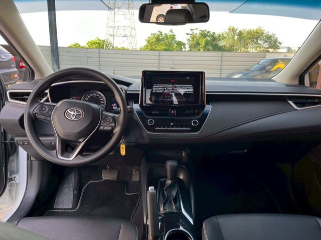 TOYOTA豐田 ALTIS  第5張相片