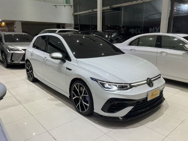 VOLKSWAGEN福斯 GOLF R  第8張相片