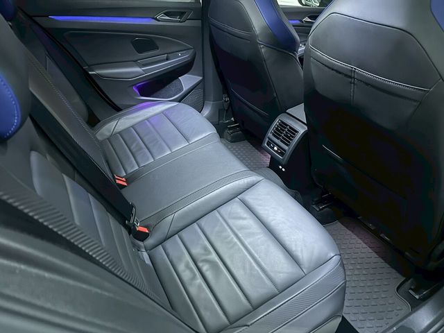 VOLKSWAGEN福斯 GOLF R  第14張相片