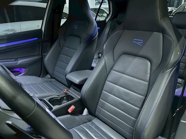 VOLKSWAGEN福斯 GOLF R  第17張相片
