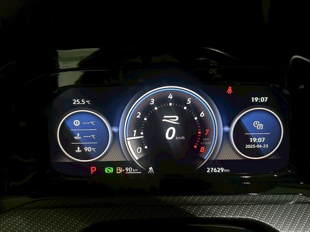 VOLKSWAGEN福斯 GOLF R  第18張相片