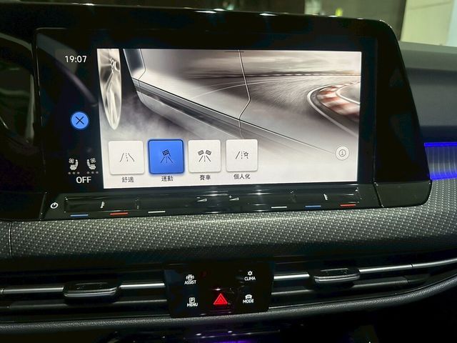 VOLKSWAGEN福斯 GOLF R  第19張相片