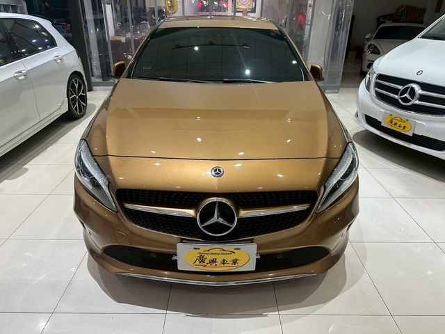 M-BENZ賓士 A180  第3張相片