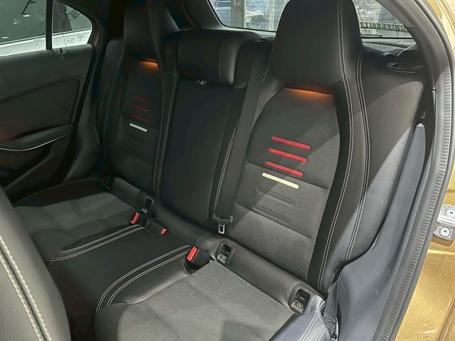 M-BENZ賓士 A180  第11張相片